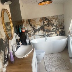 Lazienka-z-wanna-wolnostojaca-1-rotated