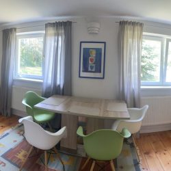 Przestrzen-dzienna-–-salon-polaczony-z-jadalnia-1-scaled