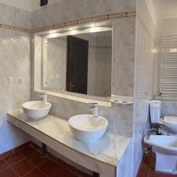 Elegancka-strefa-umywalek-1-scaled